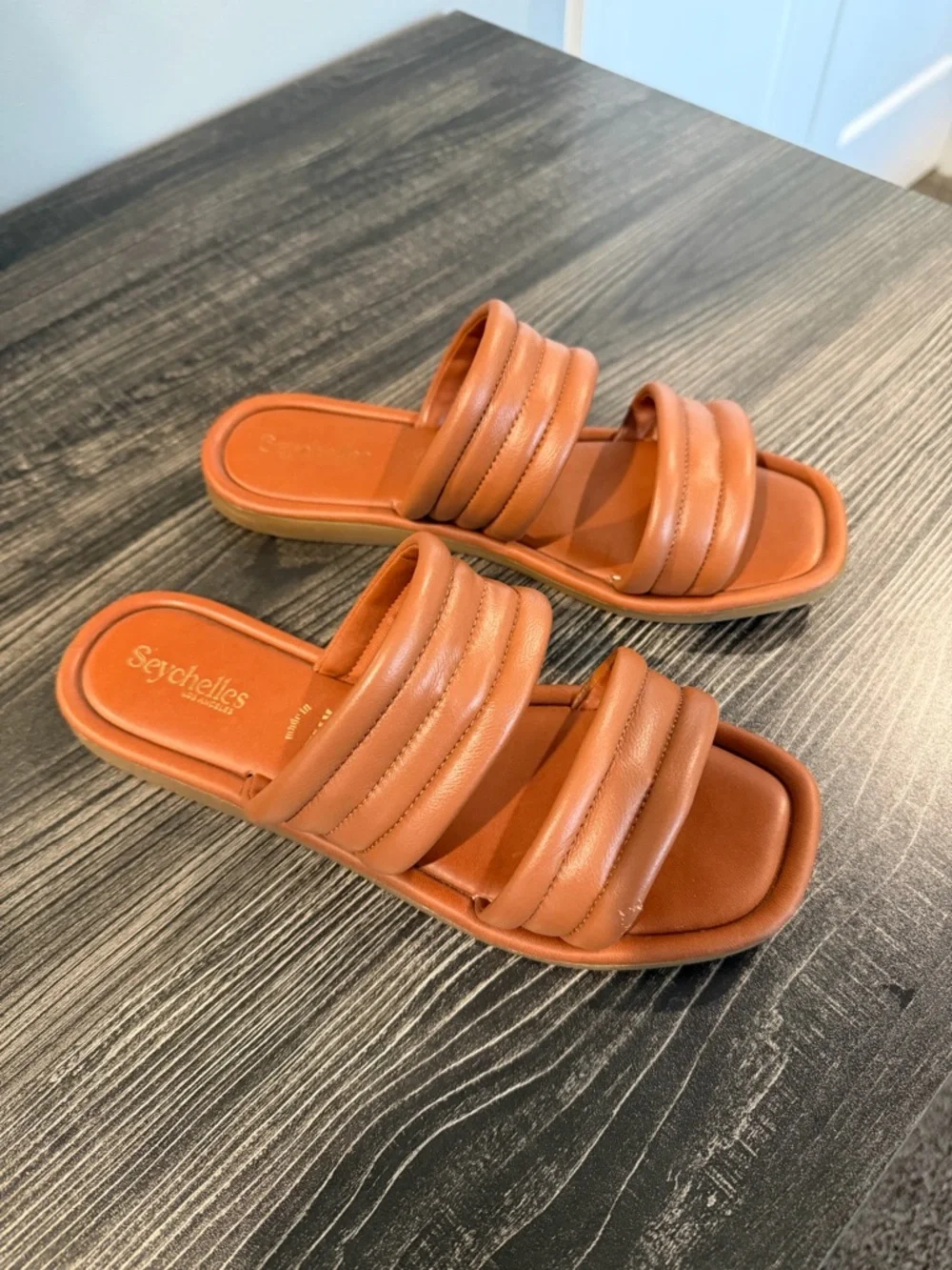 Seychelles Cape May Sandal. Size 8. - Picture 2 of 4